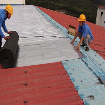 【大嶺山廠房屋頂隔熱防水材料 鐵皮屋頂防水補漏卷材 屋面反射隔熱材料】價格_廠家 - 中國供應(yīng)商